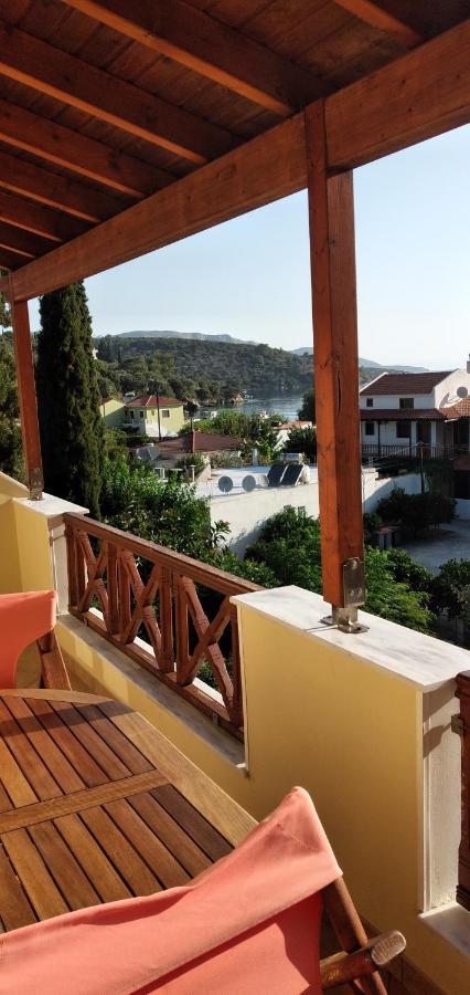 Athina Studio Apartments Кервели Экстерьер фото
