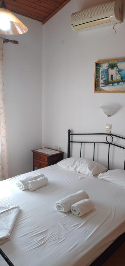 Athina Studio Apartments Кервели Экстерьер фото