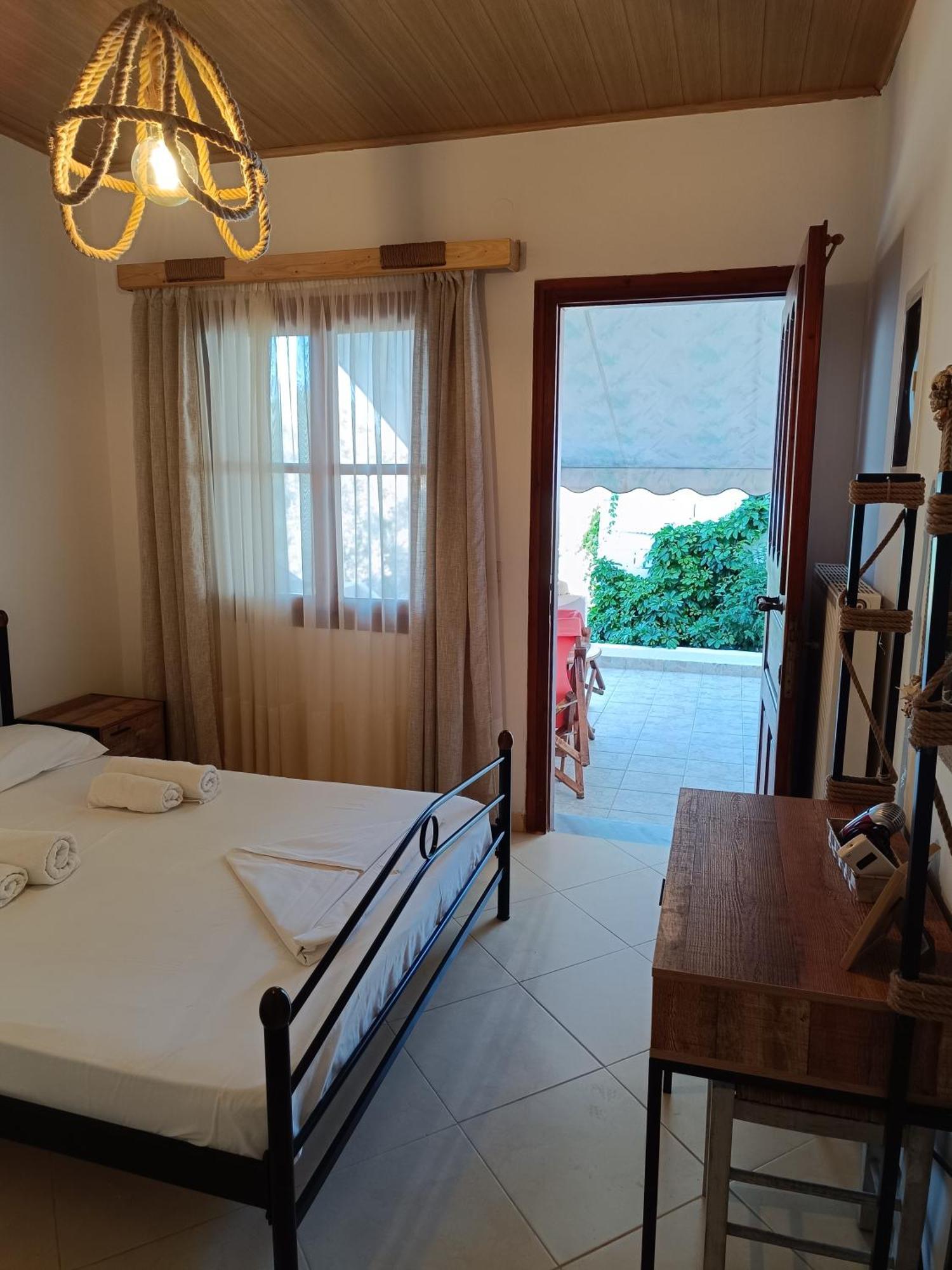 Athina Studio Apartments Кервели Экстерьер фото